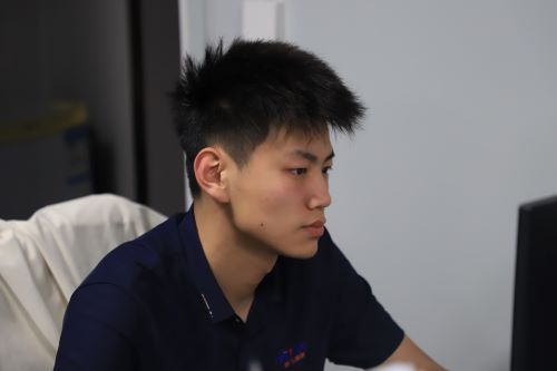 工匠精神在騰飛鑄造廠：技術部門的嚴謹